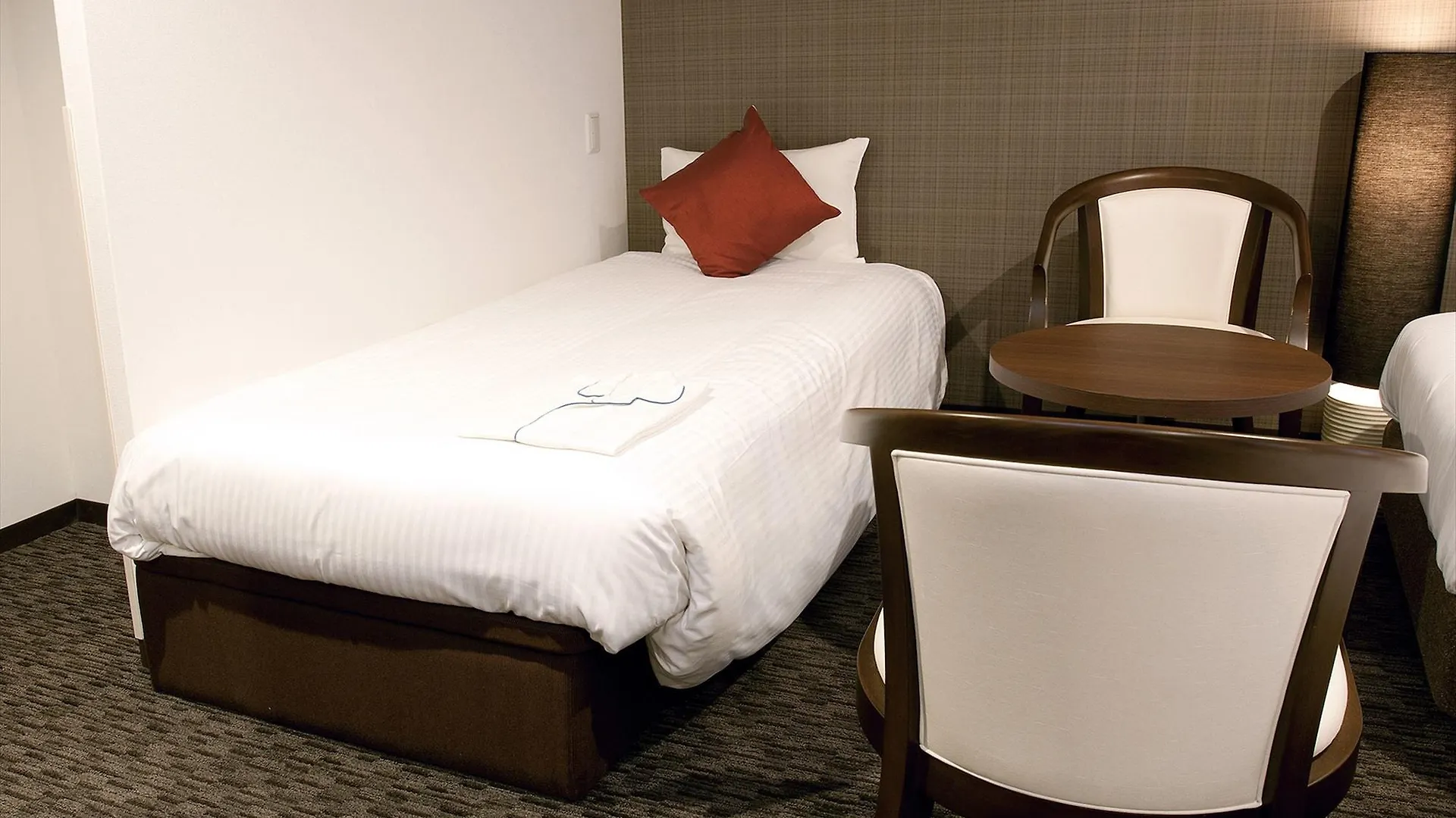 Hotel Sun White Osaka